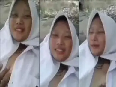 Gadis SMA Indo Ngewe di Batu Sungai Alam Terbuka Viral HD